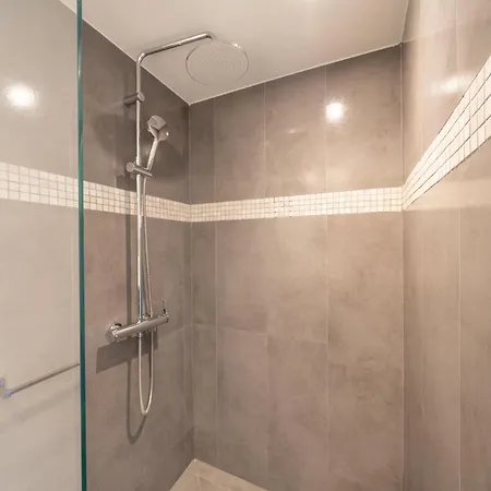 公寓 A C 2bdr 6p Sea View- St-tropez 圣特罗佩